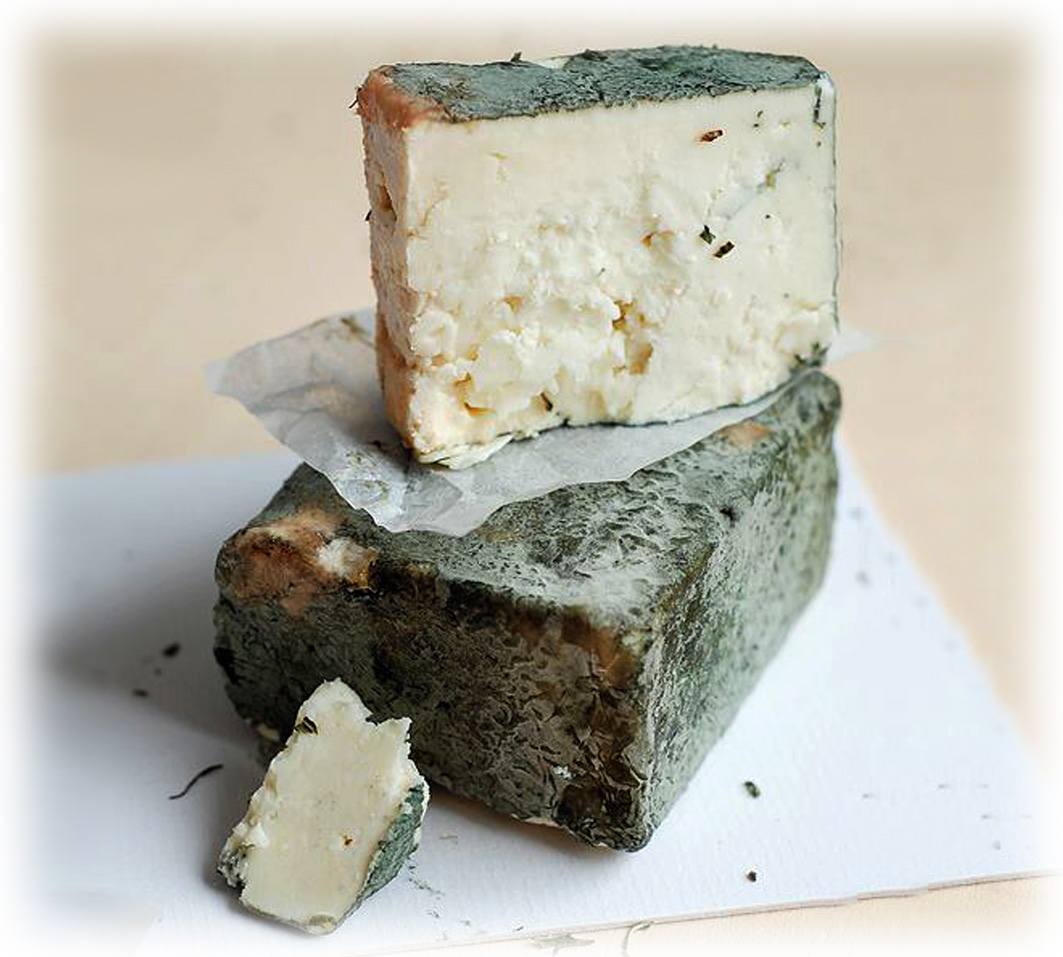 Zeleno Sirene (Queso Verde de Tcherni Vit)